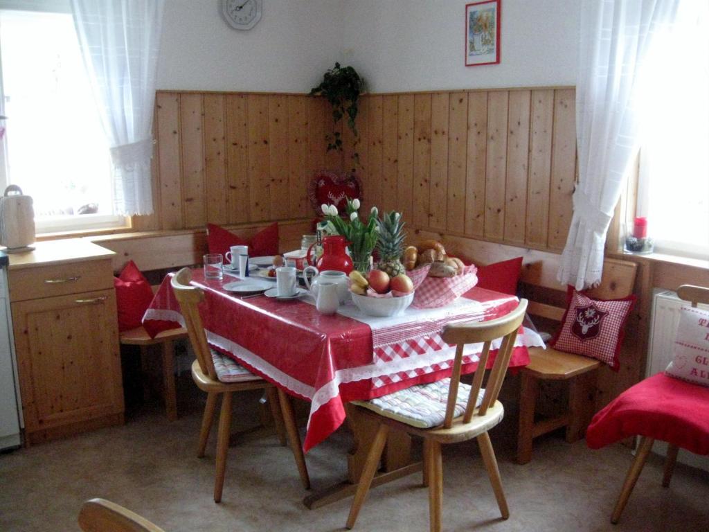 ガシュルンHaus Klingerアパートメント 部屋 写真